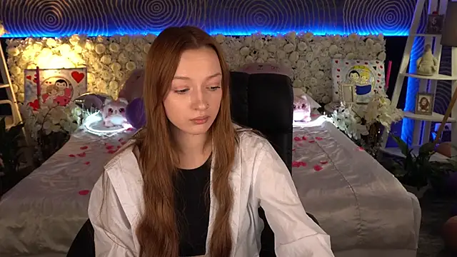 FoxyMayy online show from 03/18/26, 01:46