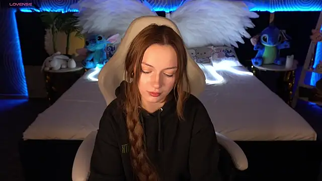 FoxyMayy online show from 10/27/25, 02:07