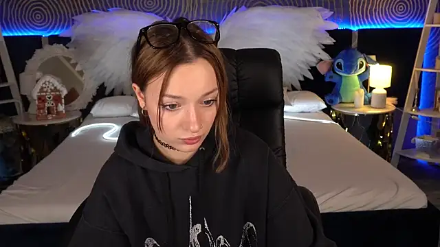 FoxyMayy online show from 12/03/25, 02:16