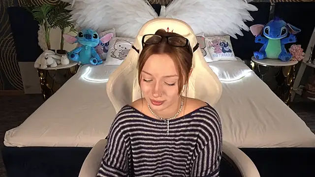 FoxyMayy online show from 10/02/25, 12:52