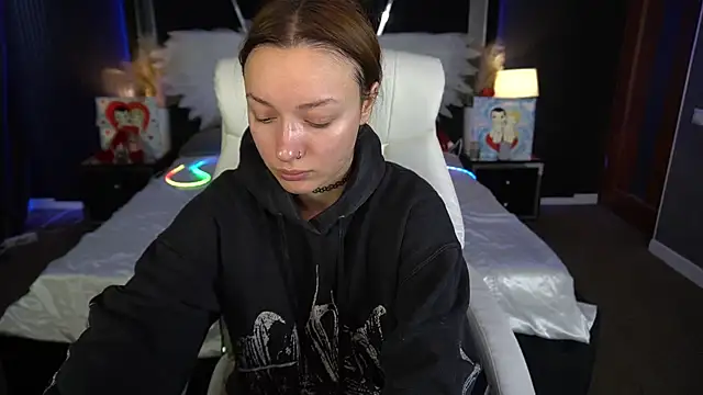 FoxyMayy online show from 02/22/26, 09:11