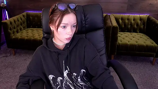 FoxyMayy online show from 09/20/25, 12:43