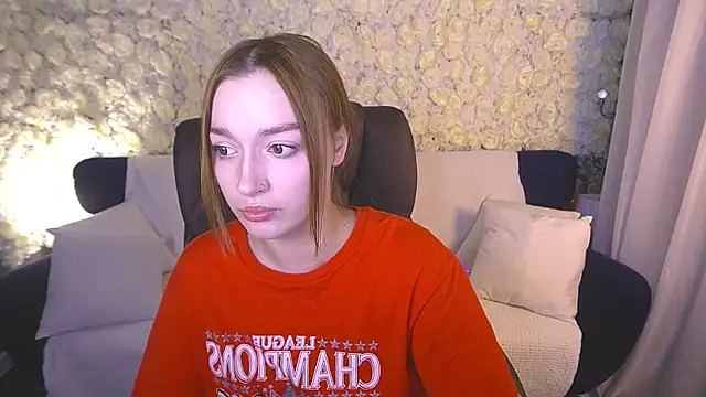 Snapshot of FoxyMayy chatting on 06/14/26, 07:48 FoxyMayy online show from 06/14/26, 07:48