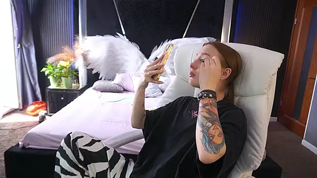 FoxyMayy online show from 06/03/26, 12:50