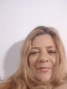 Snapshot of Casandra_Cruz chatting on 09/21/25, 12:16 Casandra Cruz online show from 09/21/25, 12:16