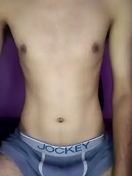 ash706339 online show from 11/03/25, 12:27