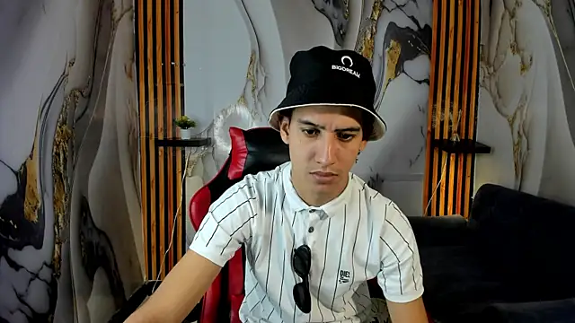 Ken BoySlim online show from 09/17/25, 08:00