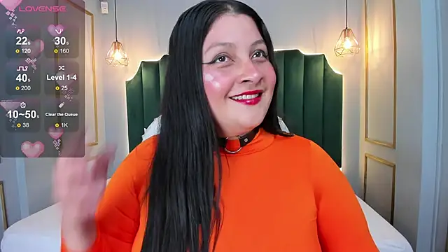 Snapshot of AlisonHalle chatting on 11/06/25, 11:20 AlisonHalle online show from 11/06/25, 11:20