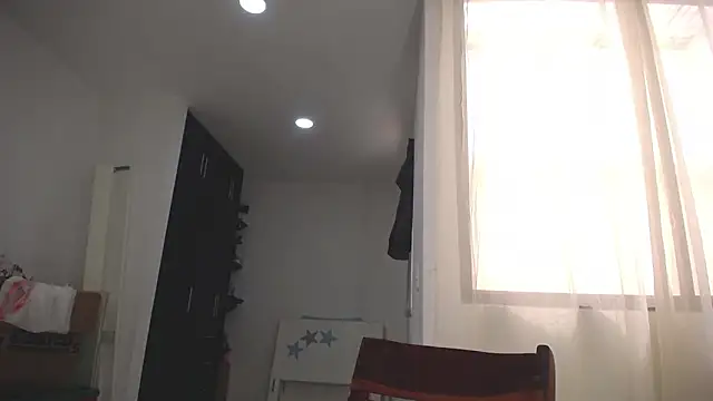 Leslie Bussh  online show from 05/14/26, 02:58
