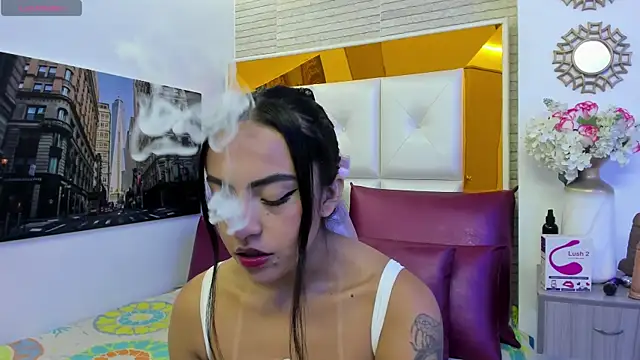 Leslie Bussh  online show from 04/15/26, 12:53