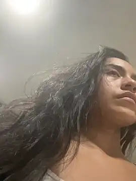 Leslie Bussh  online show from 04/06/26, 04:46