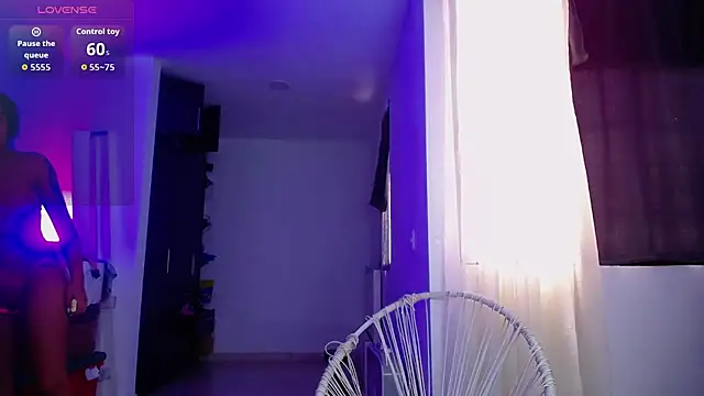 Leslie Bussh  online show from 07/10/26, 03:56