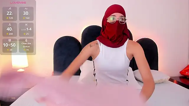 Ridwana  online show from 03/18/26, 01:35