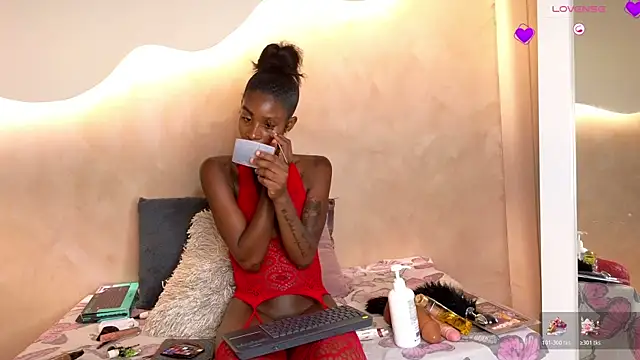 Kloee 12 online show from 11/08/25, 07:28