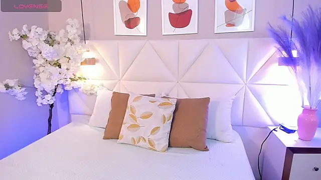 Snapshot of Adara__carter_ chatting on 10/09/25, 03:29 Adara  carter  online show from 10/09/25, 03:29