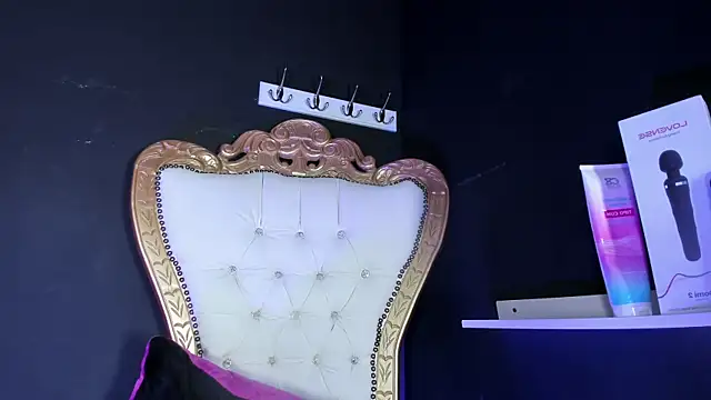 Bagiolett online show from 11/27/25, 08:09