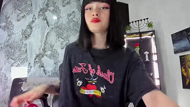 Zoe Rosse00 online show from 11/19/25, 07:14