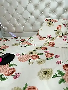 ZARAY 1118 online show from 11/21/25, 07:13