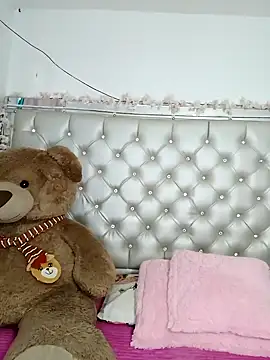 ZARAY 1118 online show from 11/06/25, 08:57