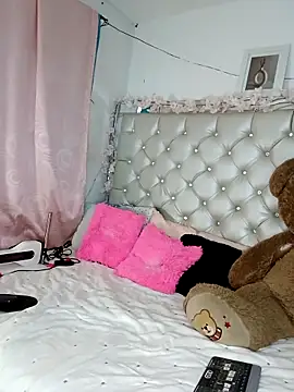 ZARAY 1118 online show from 02/23/26, 10:54