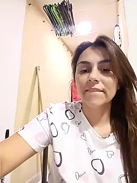 Snapshot of vanessa-titisM chatting on 07/15/26, 02:51 vanessa-titisM online show from 07/15/26, 02:51