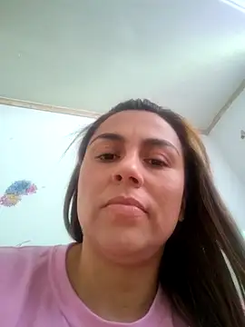 Snapshot of vanessa-titisM chatting on 04/25/26, 05:10 vanessa-titisM online show from 04/25/26, 05:10
