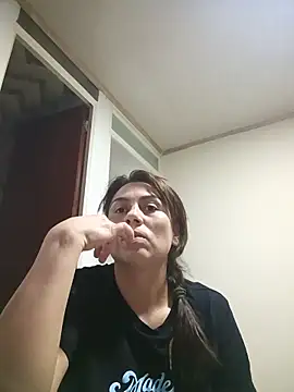 Snapshot of vanessa-titisM chatting on 04/09/26, 03:52 vanessa-titisM online show from 04/09/26, 03:52