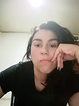 vanessa-titisM online show from 12/02/25, 02:56