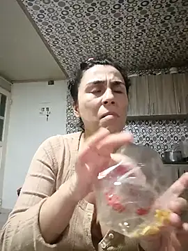 Snapshot of vanessa-titisM chatting on 03/05/26, 03:36 vanessa-titisM online show from 03/05/26, 03:36