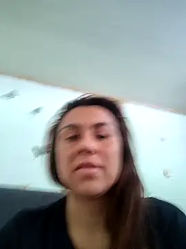 Snapshot of vanessa-titisM chatting on 05/01/26, 05:07 vanessa-titisM online show from 05/01/26, 05:07