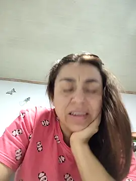 Snapshot of vanessa-titisM chatting on 04/15/26, 03:23 vanessa-titisM online show from 04/15/26, 03:23