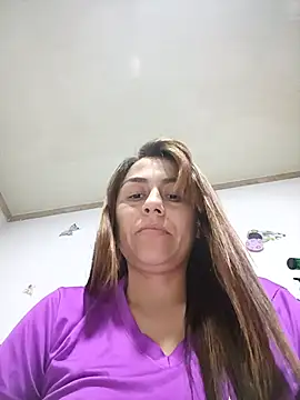 Snapshot of vanessa-titisM chatting on 03/27/26, 02:53 vanessa-titisM online show from 03/27/26, 02:53