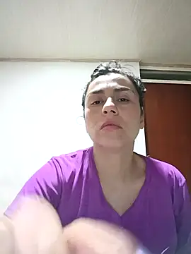 Snapshot of vanessa-titisM chatting on 03/07/26, 03:57 vanessa-titisM online show from 03/07/26, 03:57