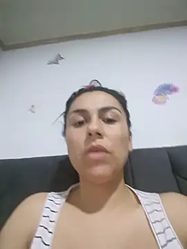 Snapshot of vanessa-titisM chatting on 03/16/26, 11:18 vanessa-titisM online show from 03/16/26, 11:18