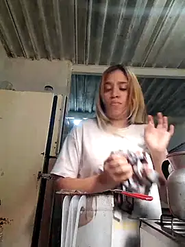 Snapshot of AngelitaSexyCam chatting on 09/21/25, 01:38 AngelitaSexyCam online show from 09/21/25, 01:38