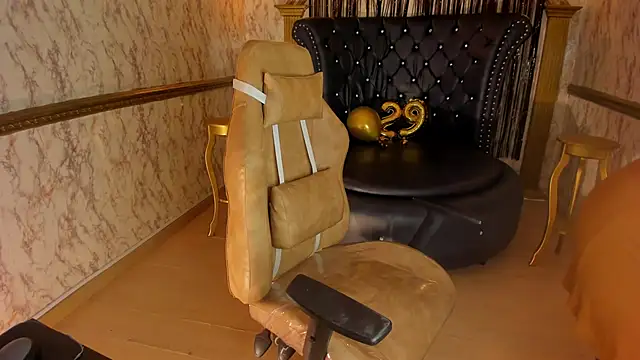 Helenstanford online show from 11/12/25, 07:51