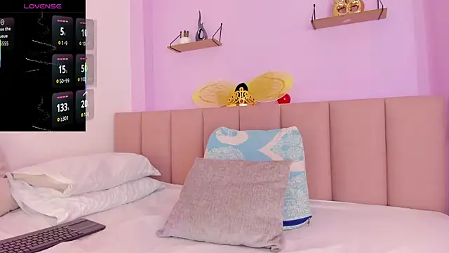 Snapshot of dulce_mmg chatting on 12/16/25, 07:18 dulce mmg online show from 12/16/25, 07:18