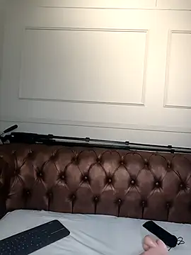 ArielBlossom    online show from 12/01/25, 11:11