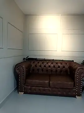 ArielBlossom    online show from 12/04/25, 11:09