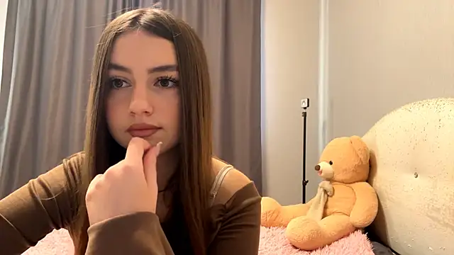 CatherinDream online show from 11/29/25, 03:28