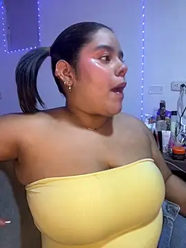 Anabelle 00  online show from 06/18/26, 04:00