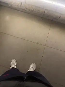 LAZ3R1 online show from 11/15/25, 03:27