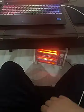 LAZ3R1 online show from 12/02/25, 10:22