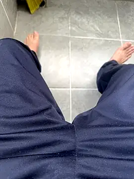 LAZ3R1 online show from 11/02/25, 12:54