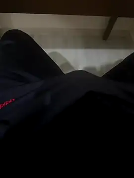 LAZ3R1 online show from 12/01/25, 02:12