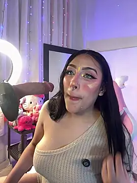 ashlynnlowe  online show from 04/08/26, 10:44