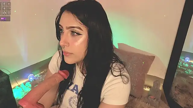 ashlynnlowe  online show from 11/04/25, 07:28