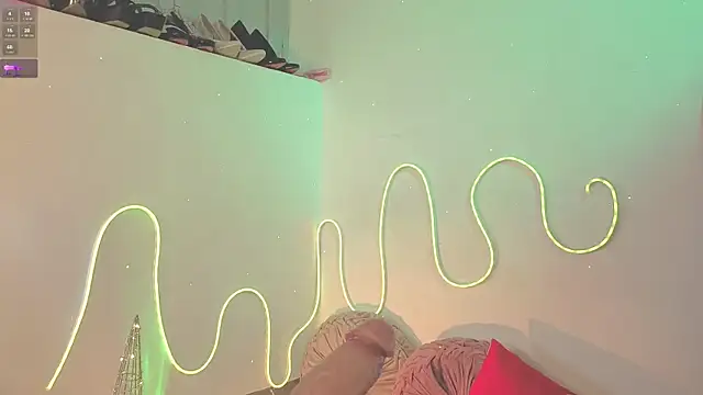 ashlynnlowe  online show from 12/04/25, 08:08