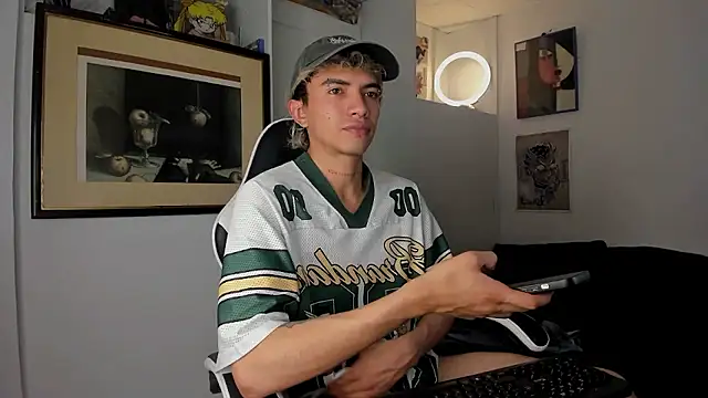 guynextdo0r online show from 01/15/26, 11:19