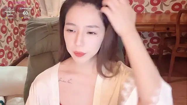 miss-lin online show from 12/05/25, 01:21